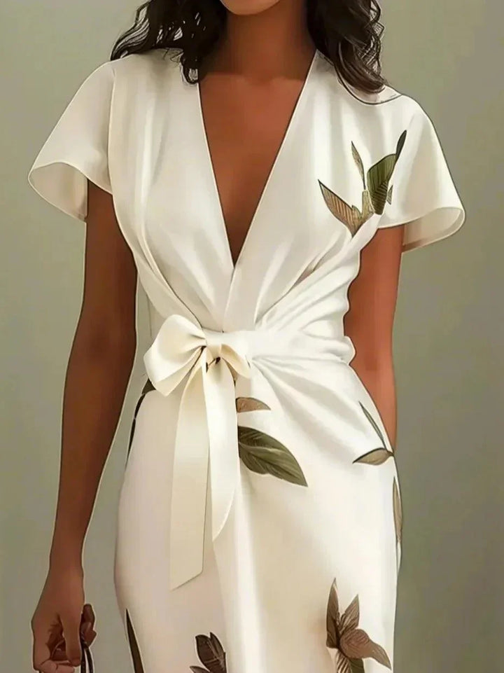 Ilyra – Wickelfront-Kleid mit polierter Oberfläche