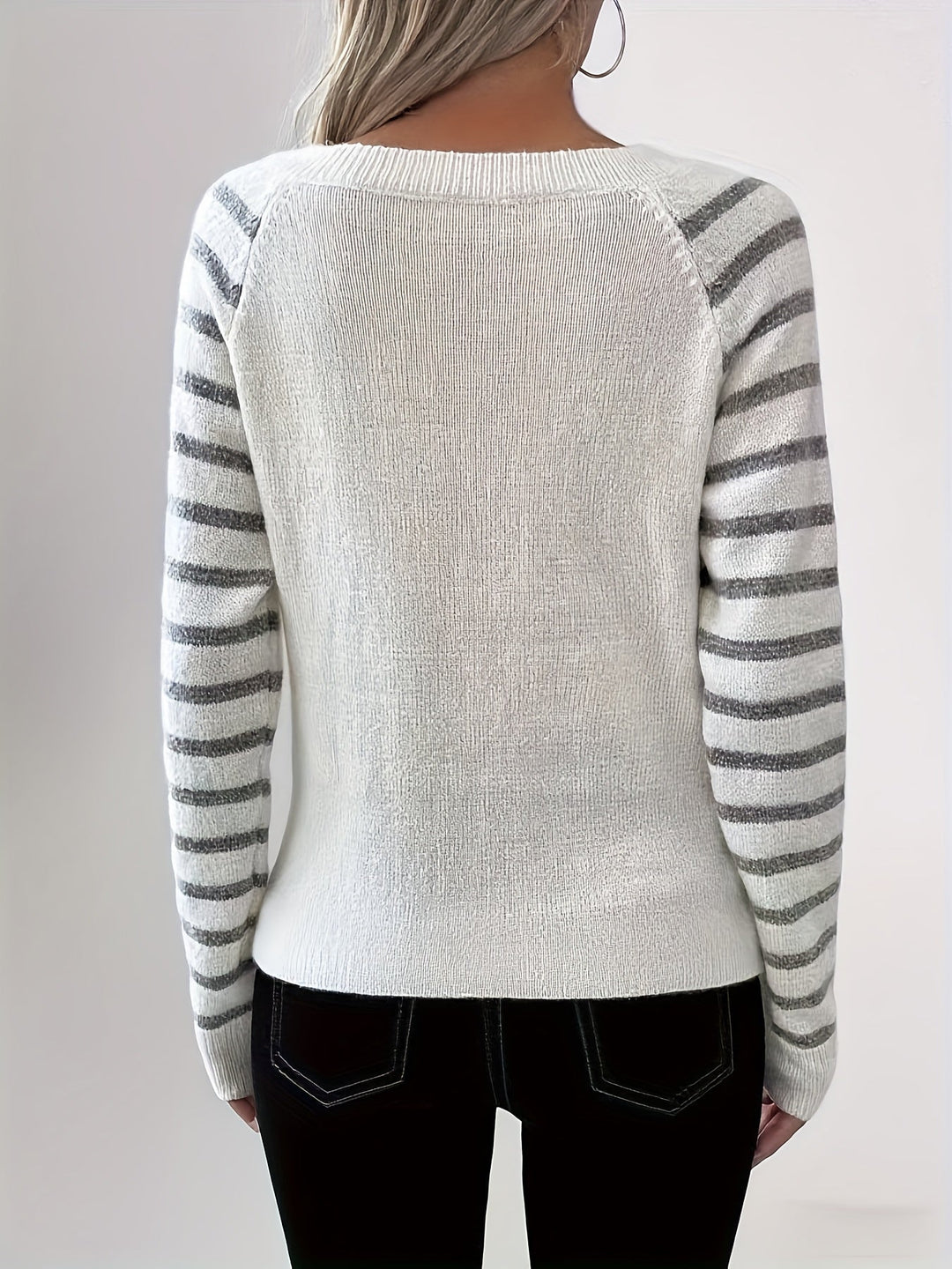 Velara – Strickpullover mit Paillettenbesatz