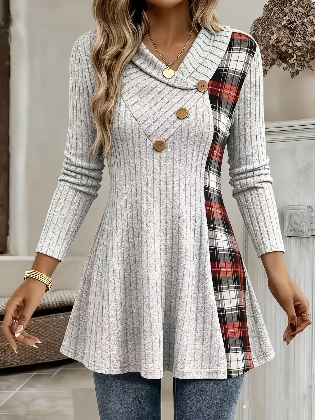 Tavina – Karo-Patchwork-Strick-T-Shirt