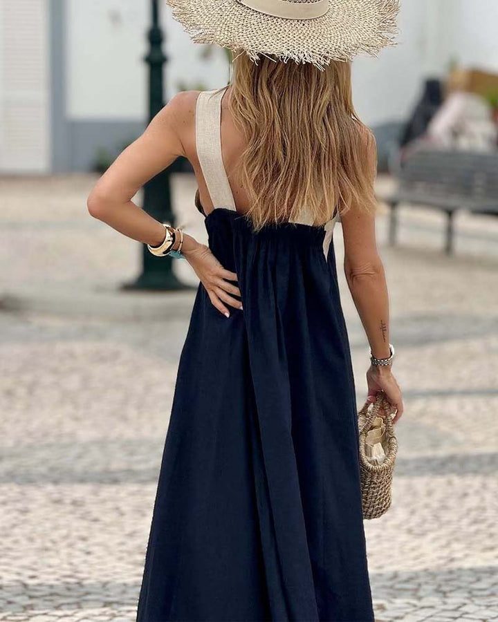 Seriva – Kleid mit überkreuztem Ausschnitt