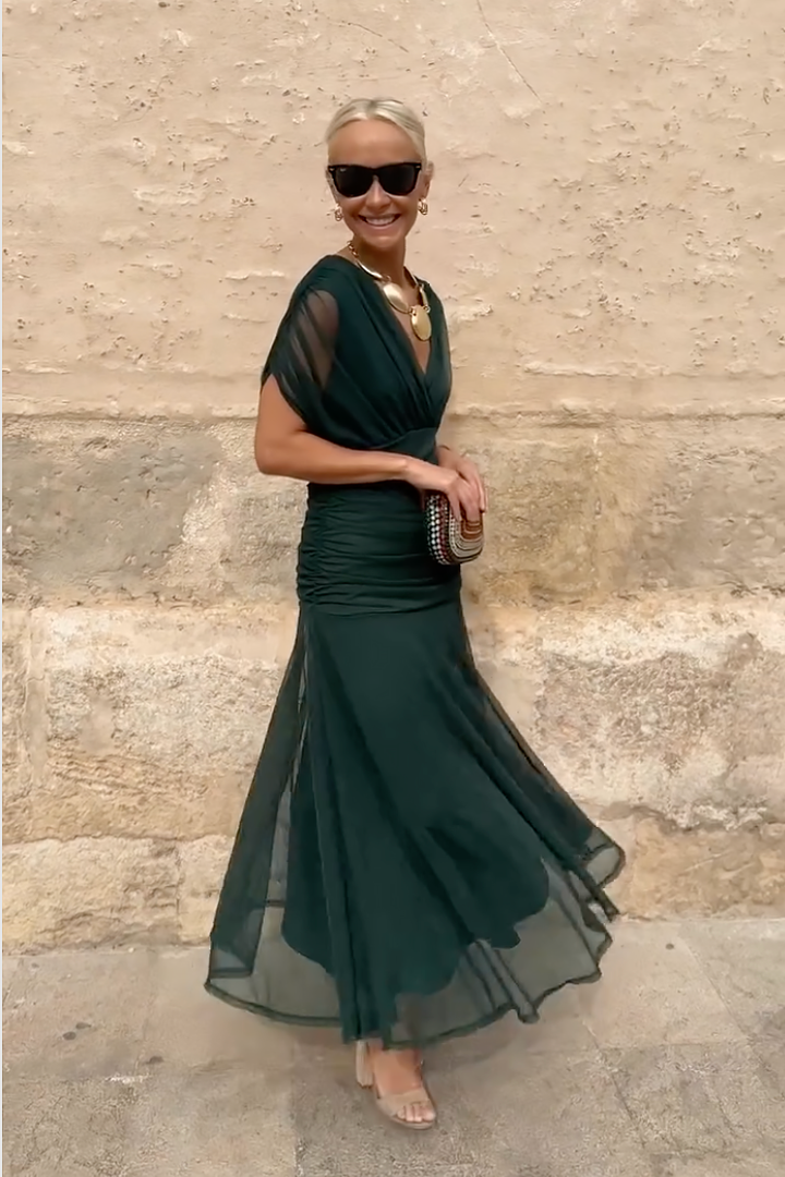 Veyla – V-Ausschnitt-Maxikleid