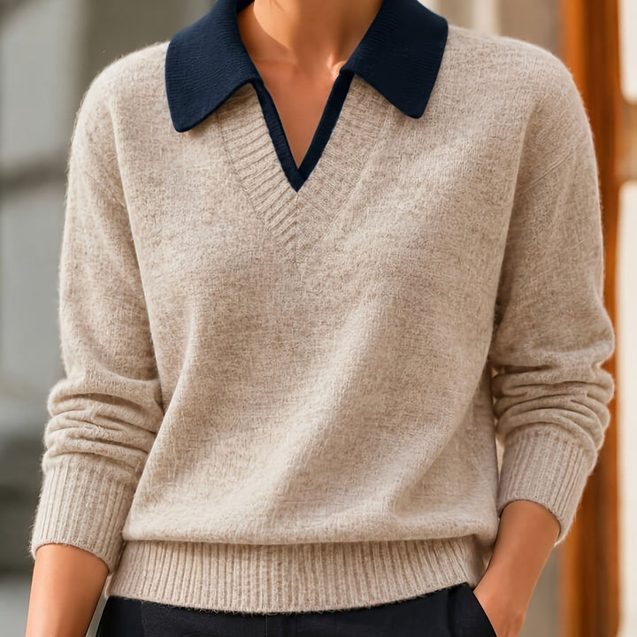 Cirelle – Doppellagiger Strickpullover mit kontrastierendem Kragen