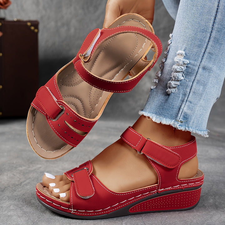 Mireva – Vegane Sandalen mit Fersenstütze