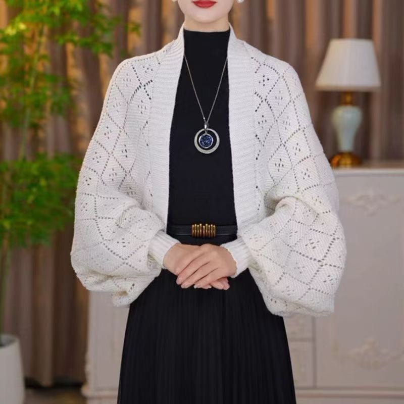 Eryla – Schal-Strickjacke aus Ajourstrick