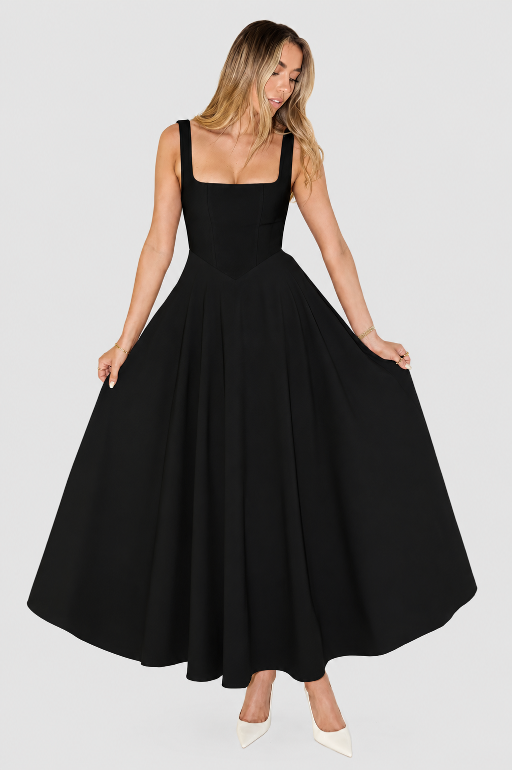 Kelara – Kleid mit quadratischem Ausschnitt