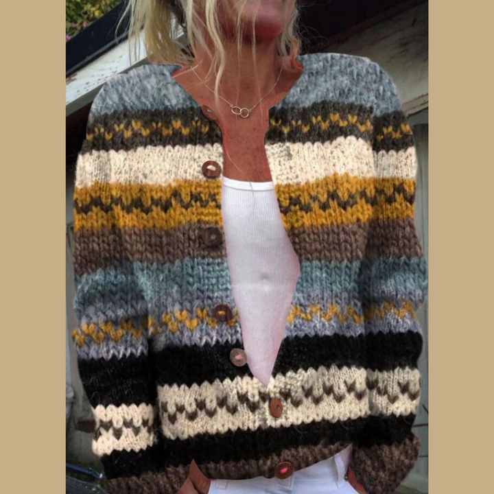 Serava – Strickjacke mit Knopfleiste