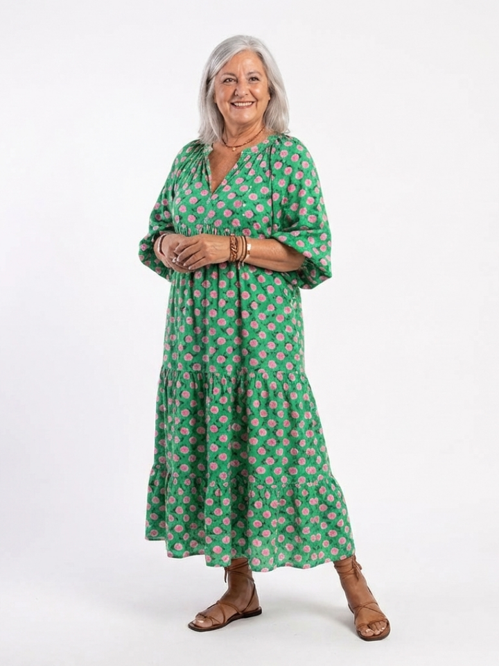 Kelora – Gestuftes Blumenprint-Midikleid