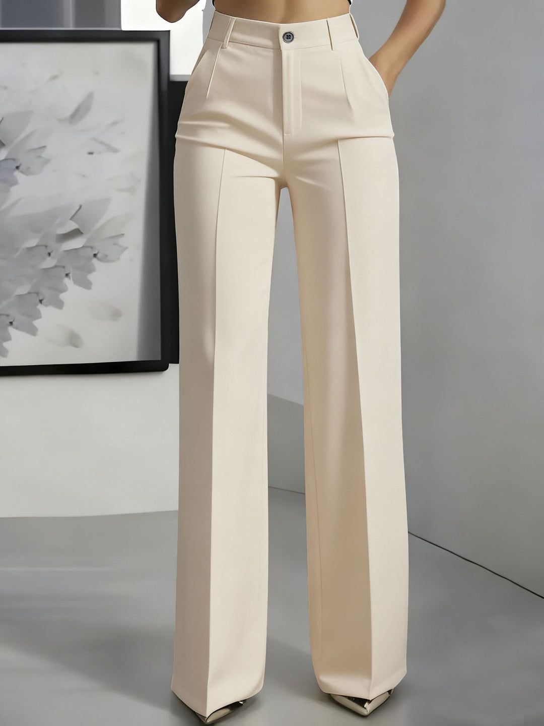 Ilyra – Hochtaillierte Stretch-Webhose
