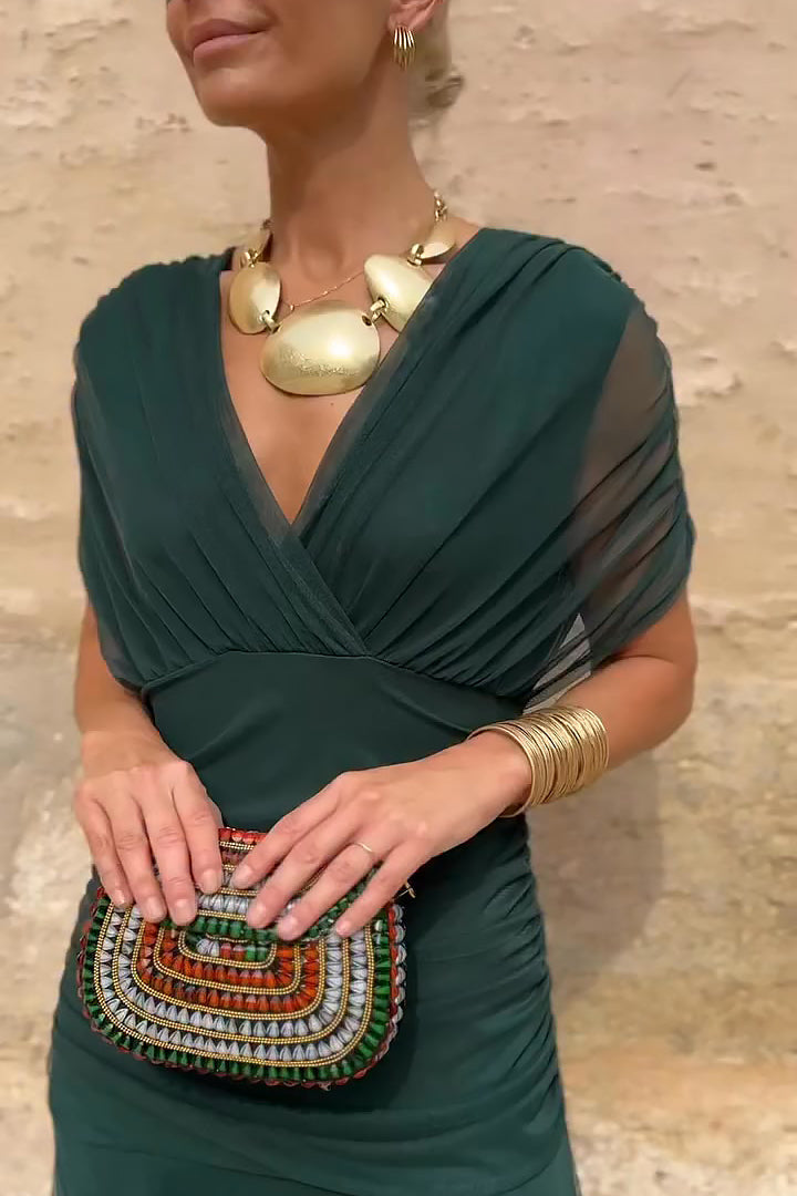 Veyla – V-Ausschnitt-Maxikleid