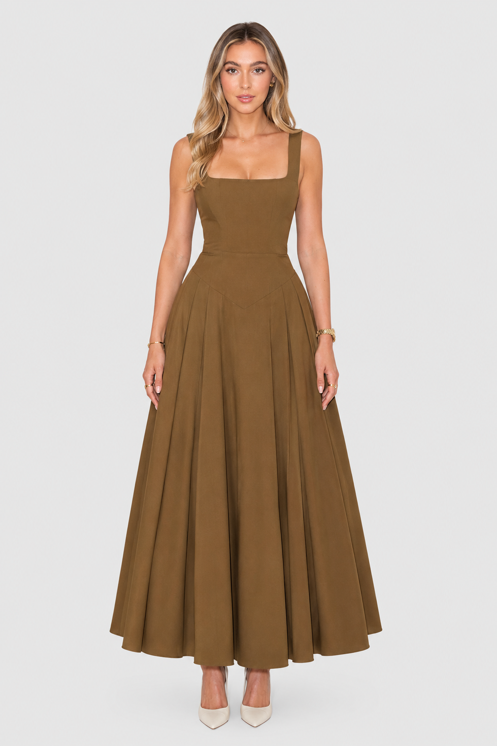 Kelara – Kleid mit quadratischem Ausschnitt