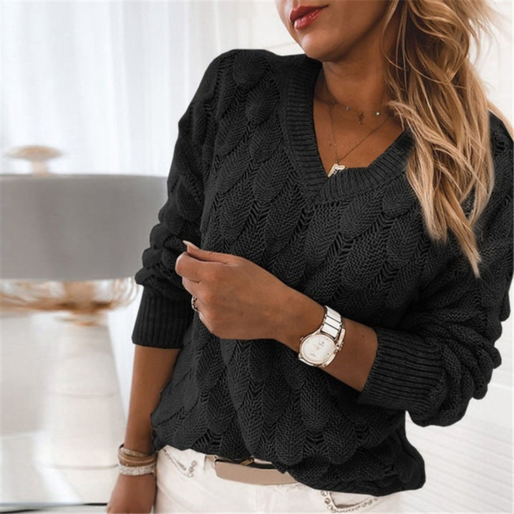 Virela – V-Ausschnitt-Strickpullover mit Lochmuster