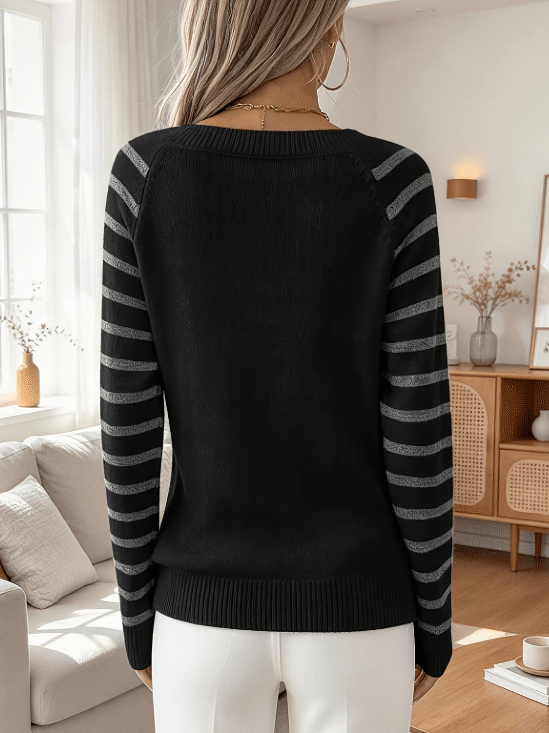 Velara – Strickpullover mit Paillettenbesatz