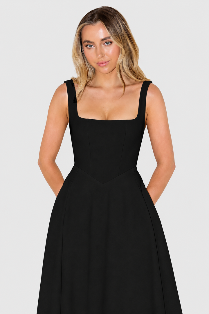 Kelara – Kleid mit quadratischem Ausschnitt