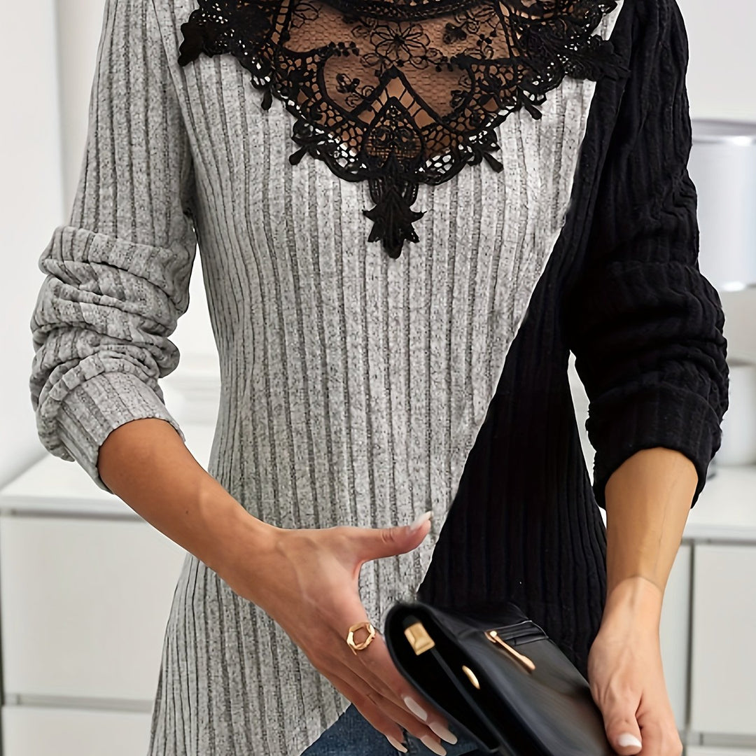 Rilena – Kontrastierender Spitzen-Patchwork-Strickpullover