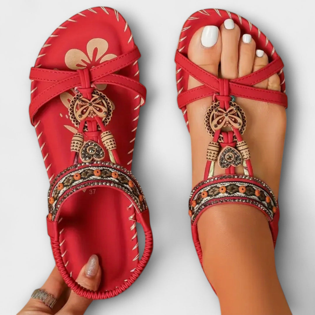 Nareli – elastische Riemensandalen