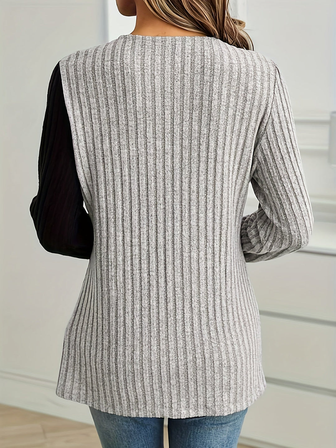 Rilena – Kontrastierender Spitzen-Patchwork-Strickpullover