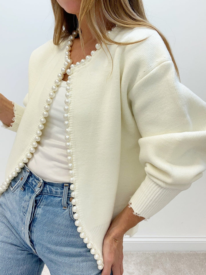 Virela – Mit Perlenbesatz gestrickte Jacke