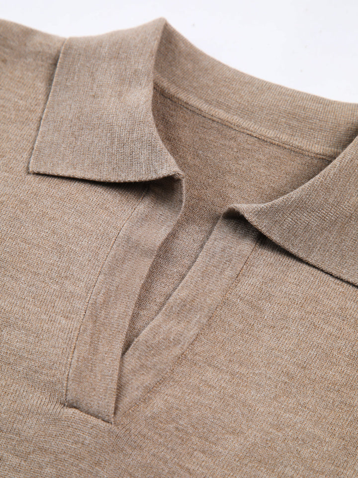 Elyra – Polo mit V-Ausschnitt, Feinstrick-Pullover