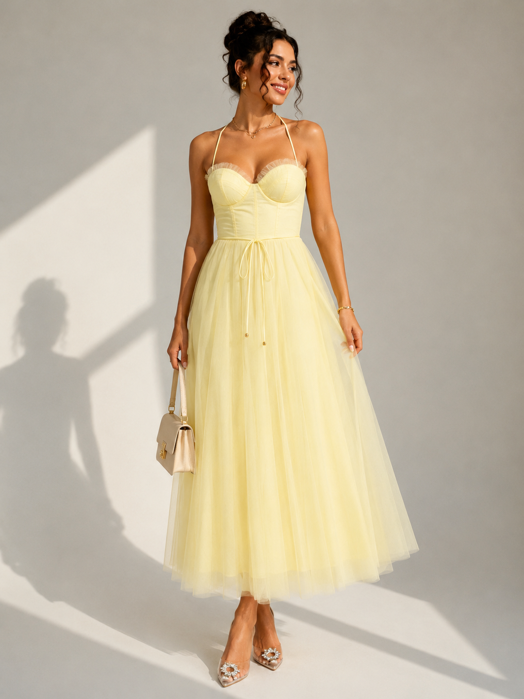Virela – Offenes Tüllkleid