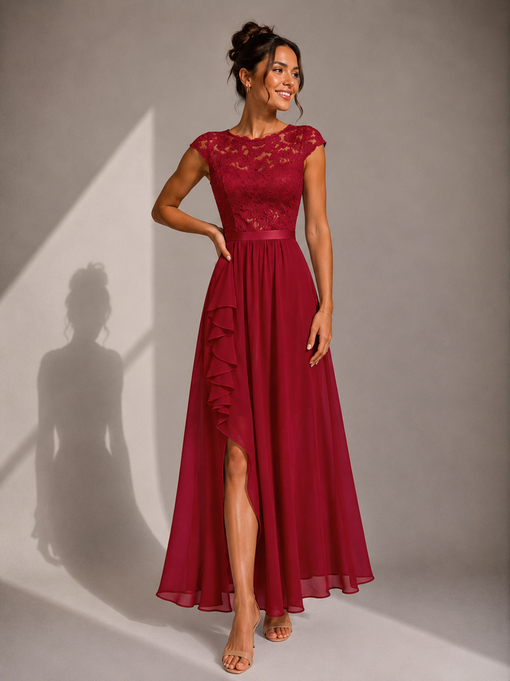 Verine – Maxikleid mit transparentem Ausschnitt