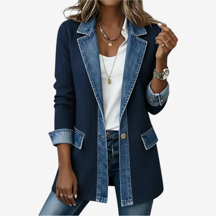 Velira – Denim-inspirierte Baumwollstrickjacke