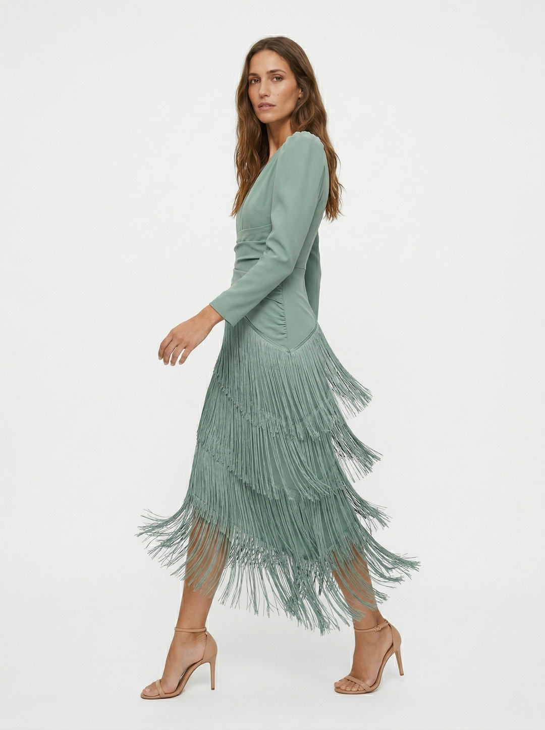Nalira – Diagonal befranstes Stretch-Strickkleid