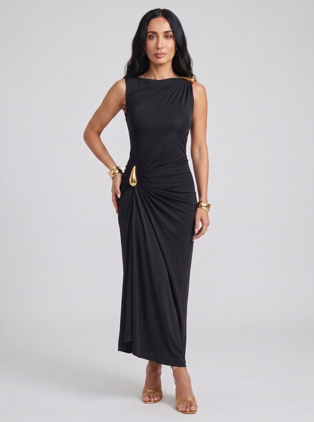 Mireva – Kleid aus technischem Stoff mit Hüftraffung