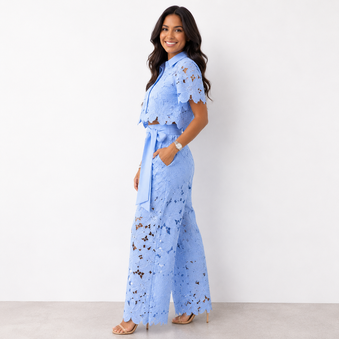 Avessa – Perforiertes Tweed-Set