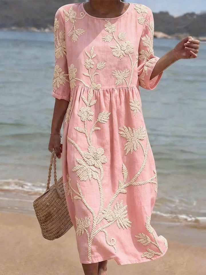 Navora – Geprägtes florales Leinen-Baumwollkleid