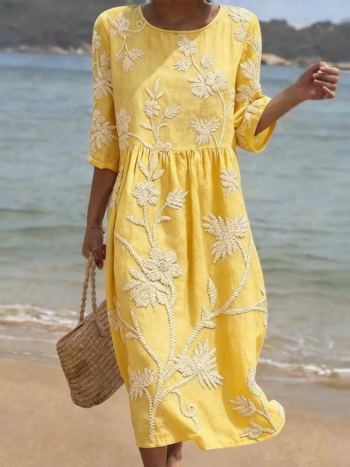 Navora – Geprägtes florales Leinen-Baumwollkleid