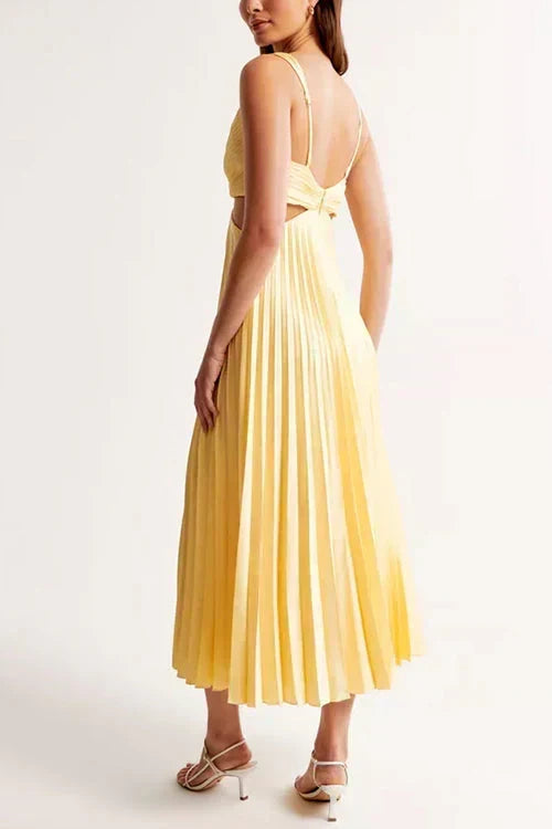 Ivora – Vorne gedrehtes Kleid