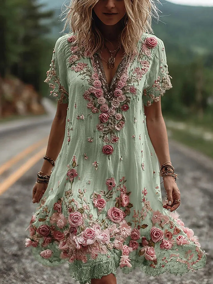 Noreli – Kleid aus Baumwollmischung mit floraler Stickerei