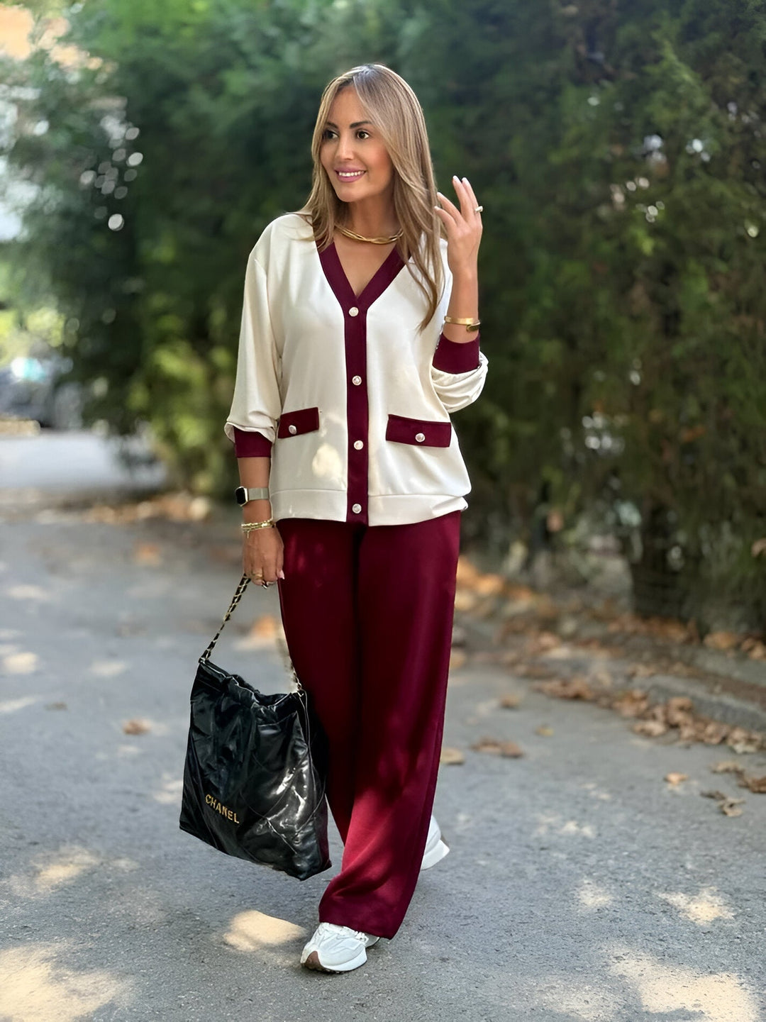 Evoria – Maßgeschneidertes Strickset aus Strickjacke und Hose