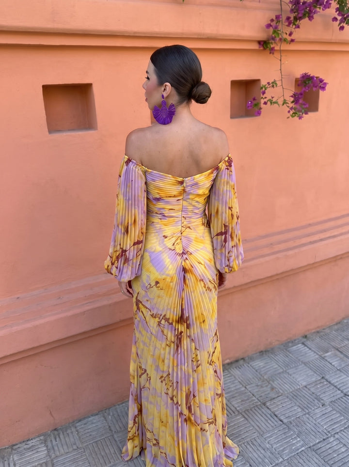 Nivara – Kleid mit floralem Druck und geformtem Ausschnitt