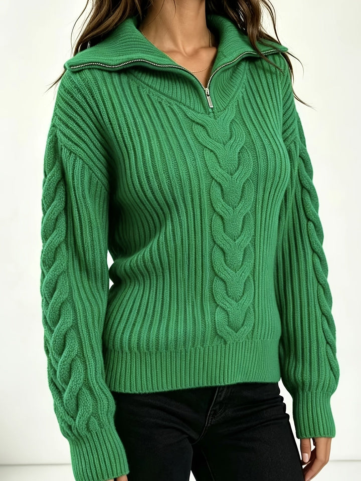 Nivara – Schulterfreier Zopfmuster-Pullover