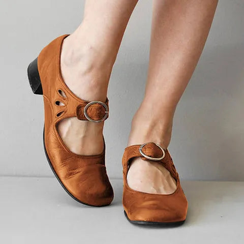 Idessa – Retro-Schuhe mit Schnallenriemen