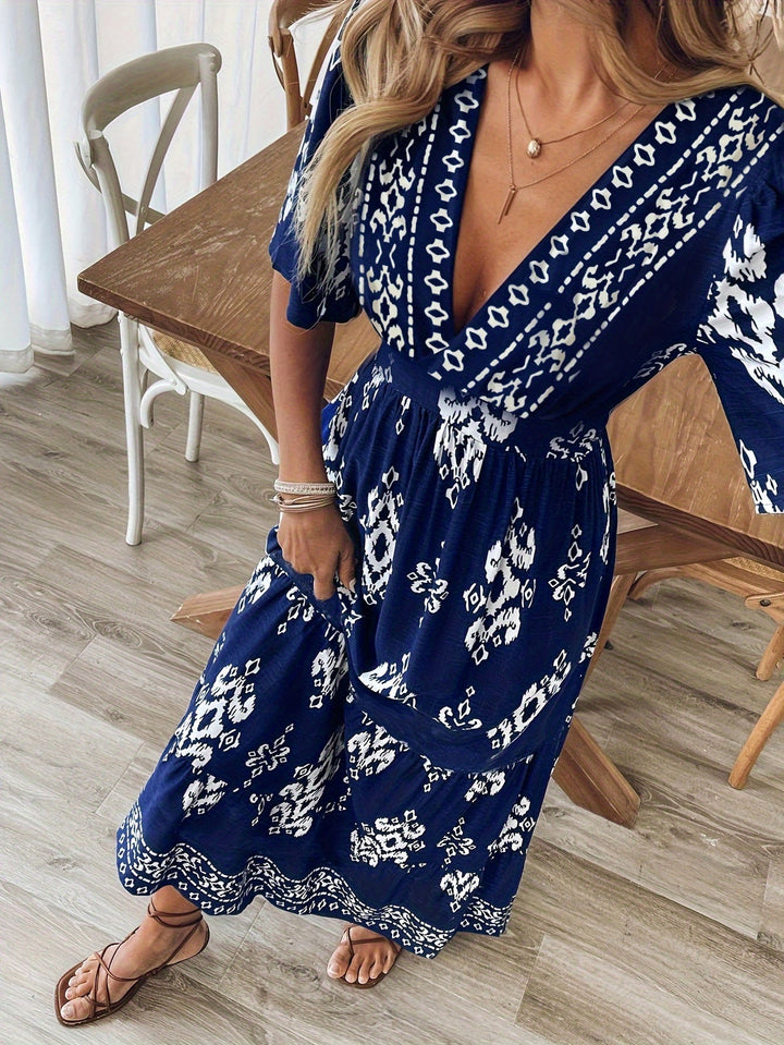 Nalira – V-Ausschnitt, bedrucktes Maxikleid
