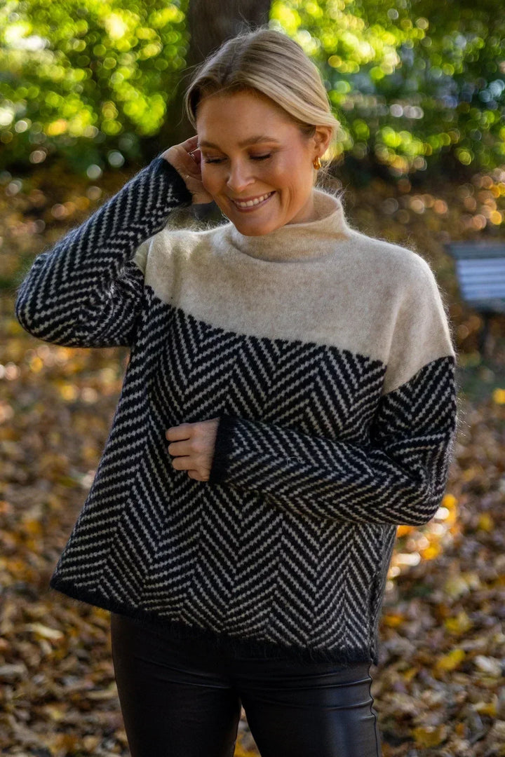 Lyrisa – Zopfmuster-Strickpullover