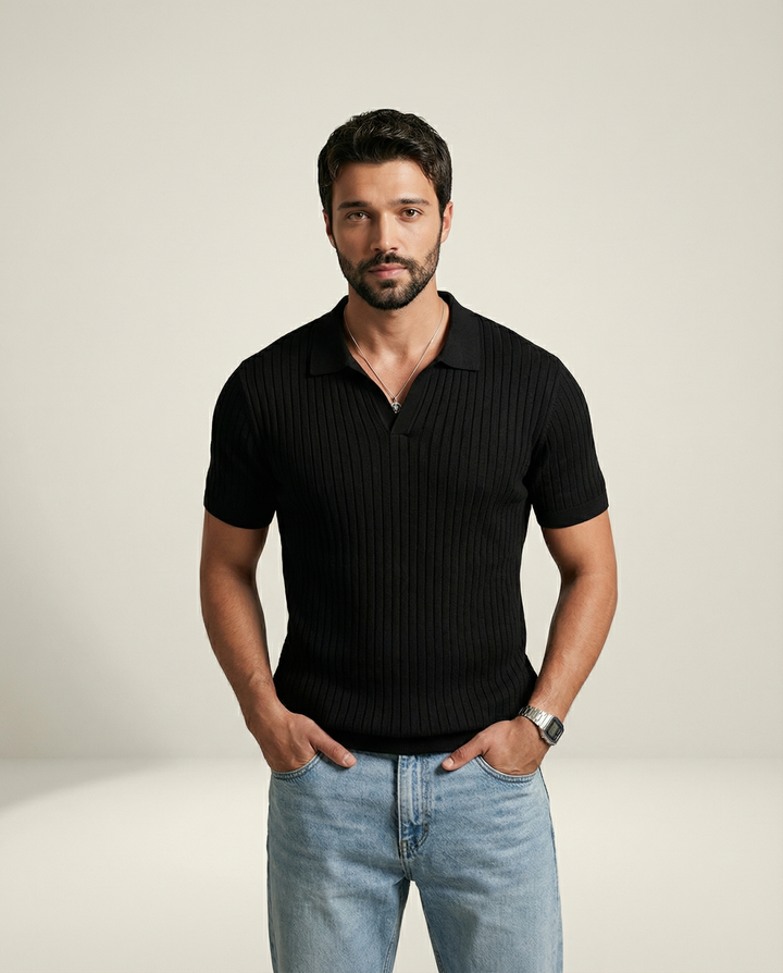 Mit Stehkragen aus Stretch-Jersey gefertigtes Polo-Shirt