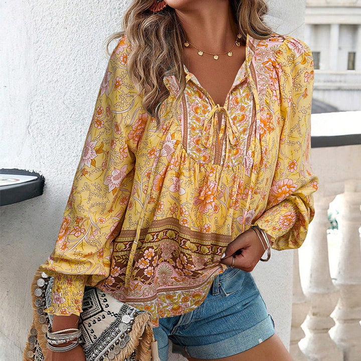 Calira – Baumwollshirt mit Bindeband am V-Ausschnitt