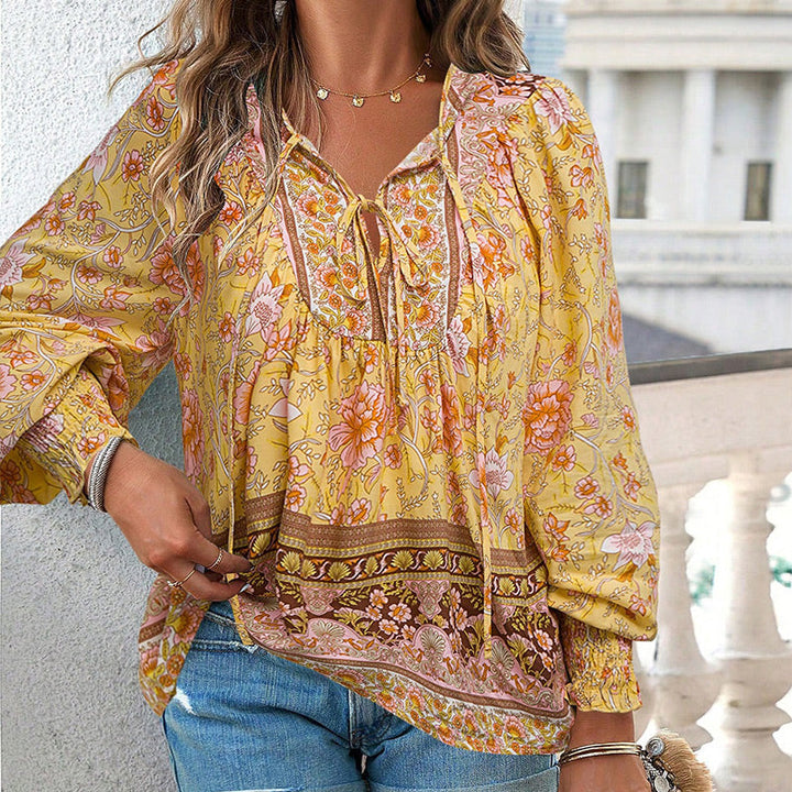 Calira – Baumwollshirt mit Bindeband am V-Ausschnitt