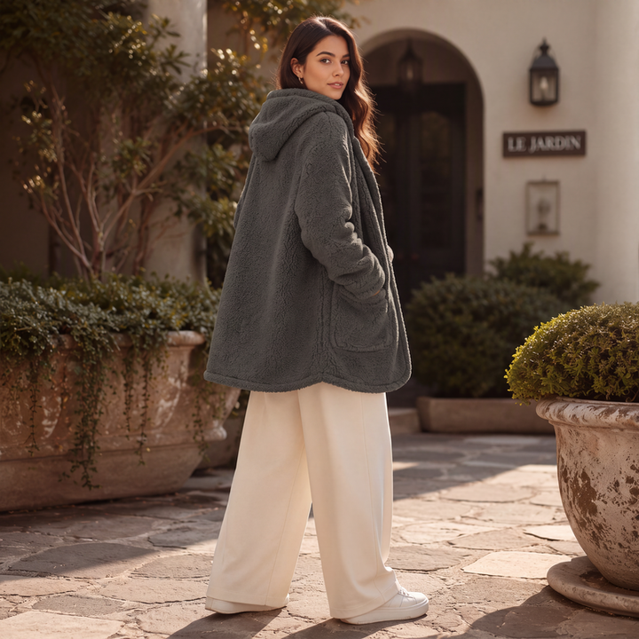 Vesara – Gewebte Jacke mit Kapuze